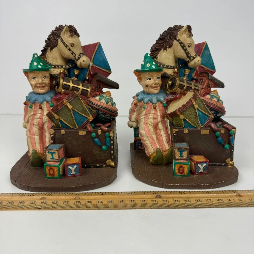 Clown Horse Toy Box Drums Kite Train Nursery Child Baby Room Decorative Bookends